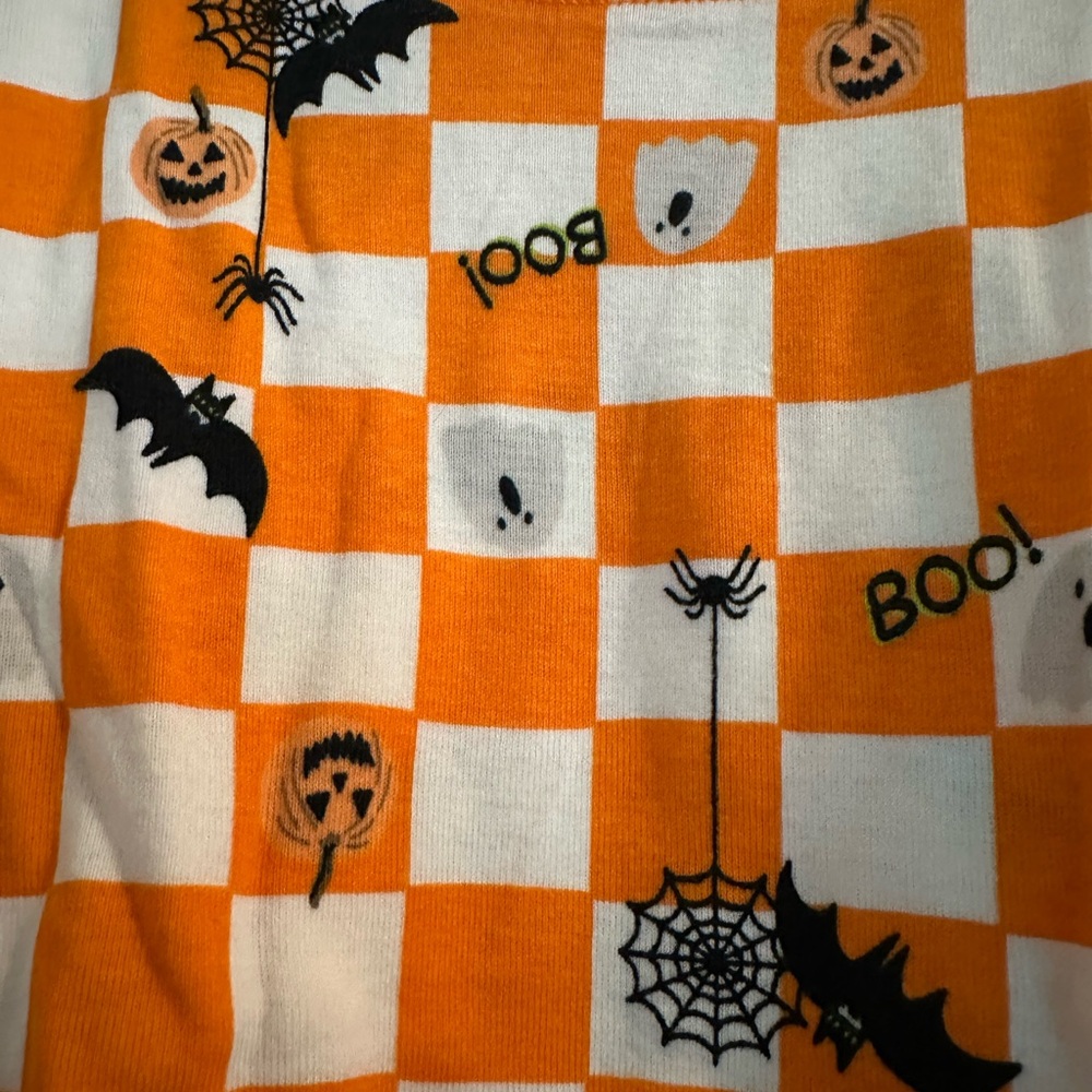 Old Navy Orange and White Checkered Kids Pajama Set - Picture 3 of 4
